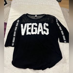 Half mesh black and white lose Vegas T